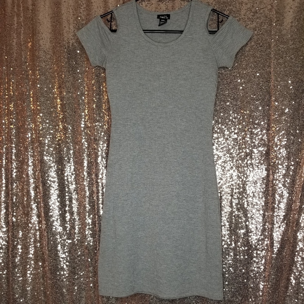 RUE21 TOP - Picture 2 of 2